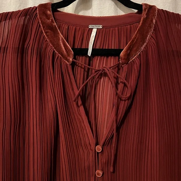 Free People Pleated Chiffon with Velvet Details Button-Up Blouse - Picture 5 of 8